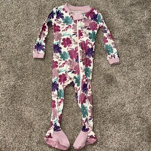 3 pack Burt’s Bees footie pjs